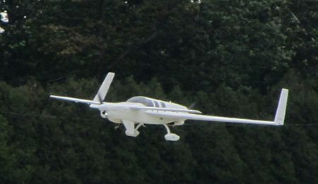 450px-defiant-landing.jpg